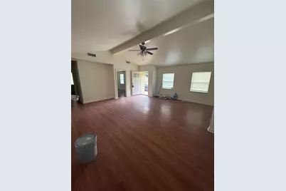 1315 Sycamore Avenue, Huntsville, TX 77340 - Photo 4