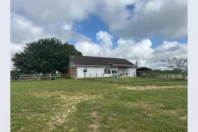 6220 Mill Creek Road, Cat Spring, TX 78933 - Photo 24