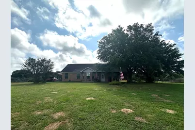 6220 Mill Creek Road, Cat Spring, TX 78933 - Photo 4