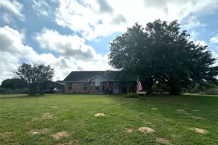 6220 Mill Creek Rd, Cat Spring, TX 87933 - Photo 1