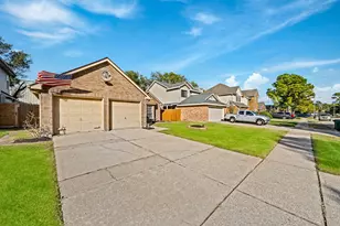 10458 N Pagewick Dr, Houston, TX 77041 - Photo 4