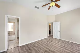 15419 Scenic Haven Dr, Houston, TX 77083 - Photo 12
