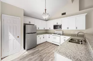15419 Scenic Haven Dr, Houston, TX 77083 - Photo 8