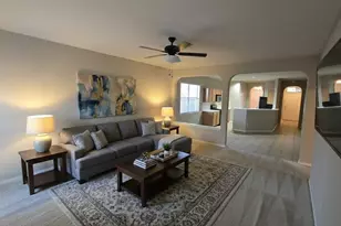 421 Abbey Ln, League City, TX 77573 - Photo 8