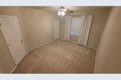 421 Abbey Lane, League City, TX 77573 - Photo 10