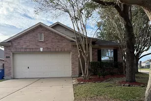 421 Abbey Ln, League City, TX 77573 - Photo 1