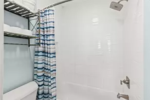 6300 Seawall Blvd, Galveston, TX 77551 - Photo 24