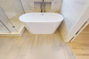 711 Schwartz St, Houston, TX 77020 - Photo 32