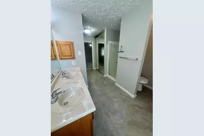 15702 Roxton Ridge Drive, Houston, TX 77598 - Photo 22