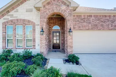 2414 Brich Manor Drive, Rosharon, TX 77583 - Photo 2