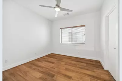 4427 Eigel Street, Houston, TX 77007 - Photo 16