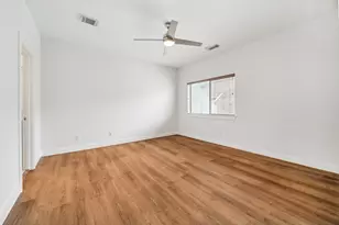 4427 Eigel St, Houston, TX 77007 - Photo 12