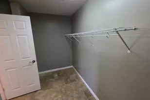 10900 Dogwood Dr, La Porte, TX 77571 - Photo 16