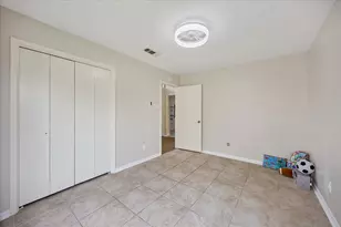 8018 Cobblefield Ln, Houston, TX 77071 - Photo 12