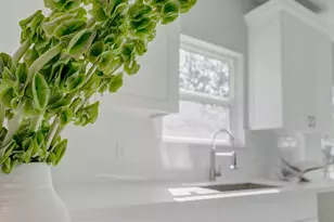 6705 Roanoke St, Houston, TX 77028 - Photo 6