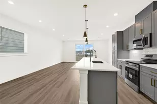 409 Alvia Run Ln, Houston, TX 77018 - Photo 8