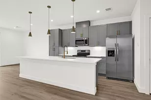 409 Alvia Run Ln, Houston, TX 77018 - Photo 6