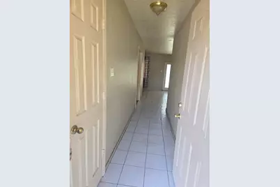 4814 Tidewater Drive, Houston, TX 77045 - Photo 4
