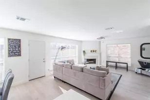 12447 S Rachlin Cir, Houston, TX 77071 - Photo 10