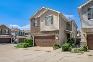 10214 Pinewood Fox Dr, Houston, TX 77080 - Photo 2