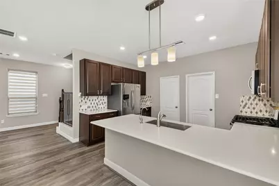 10214 Pinewood Fox Drive, Houston, TX 77080 - Photo 16