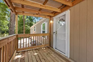 211 Woodstock, Livingston, TX 77351 - Photo 28