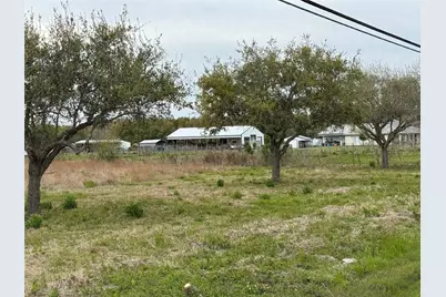 01 County Road 46, Danbury, TX 77534 - Photo 8