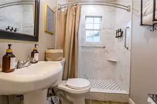 3818 Blodgett St, Houston, TX 77004 - Photo 18