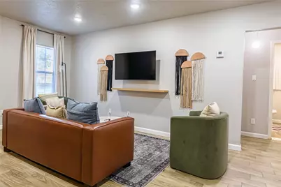 3818 Blodgett Street, Houston, TX 77004 - Photo 8