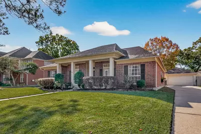 15306 Greenleaf Lane, Houston, TX 77062 - Photo 4