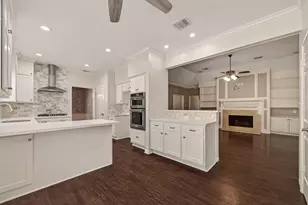 15306 Greenleaf Ln, Houston, TX 77062 - Photo 20