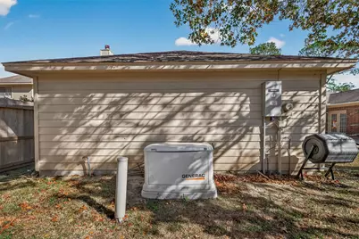 15306 Greenleaf Lane, Houston, TX 77062 - Photo 50