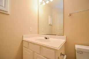 102 N Holly Laurel Cir, The Woodlands, TX 77382 - Photo 30