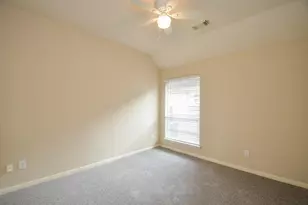 102 N Holly Laurel Cir, The Woodlands, TX 77382 - Photo 26