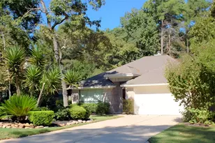 102 N Holly Laurel Cir, The Woodlands, TX 77382 - Photo 1