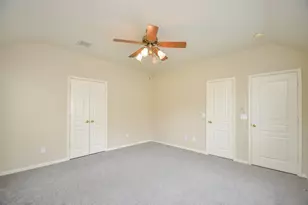 102 N Holly Laurel Cir, The Woodlands, TX 77382 - Photo 20