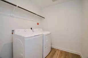 2530 Ocean Jasper Dr, Iowa Colony, TX 77583 - Photo 10