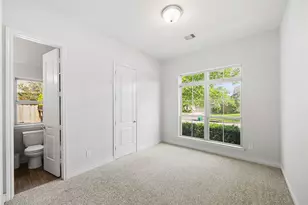 3920 Pinecrest Peak Dr, Spring, TX 77386 - Photo 12