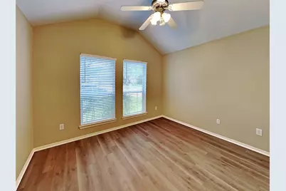 719 Chase View Drive, Bacliff, TX 77518 - Photo 16