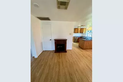 124 7th Street, San Leon, TX 77539 - Photo 4