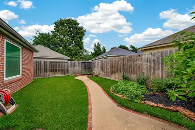 1310 Mill Stream Court, Sugar Land, TX 77479 - Photo 40