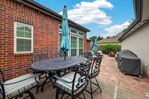 1310 Mill Stream Ct, Sugar Land, TX 77479 - Photo 38