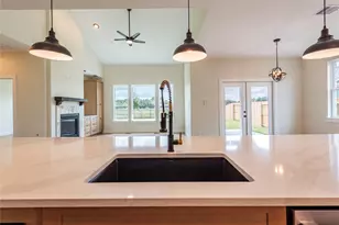 15307 Laurel Oak Ln, Santa Fe, TX 77517 - Photo 10