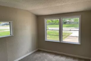 815 W 12th St, Freeport, TX 77541 - Photo 6