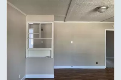 815 W 12th Street, Freeport, TX 77541 - Photo 2