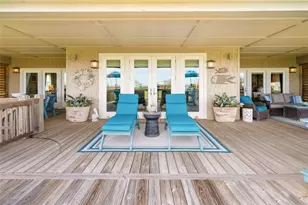 4424 Hatteras Dr, Crystal Beach, TX 77650 - Photo 4