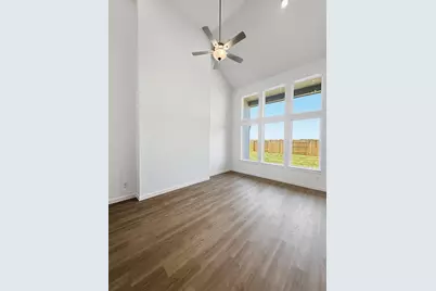 13902 Bay Crest Drive, Texas City, TX 77539 - Photo 6