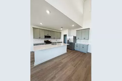 13902 Bay Crest Drive, Texas City, TX 77539 - Photo 8