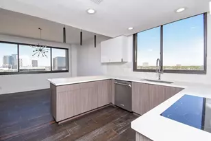 49 Briar Hollow Ln, Houston, TX 77027 - Photo 12