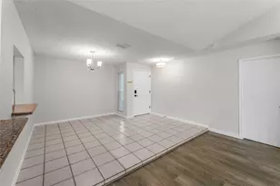 15803 Echo Hill Dr, Houston, TX 77059 - Photo 8